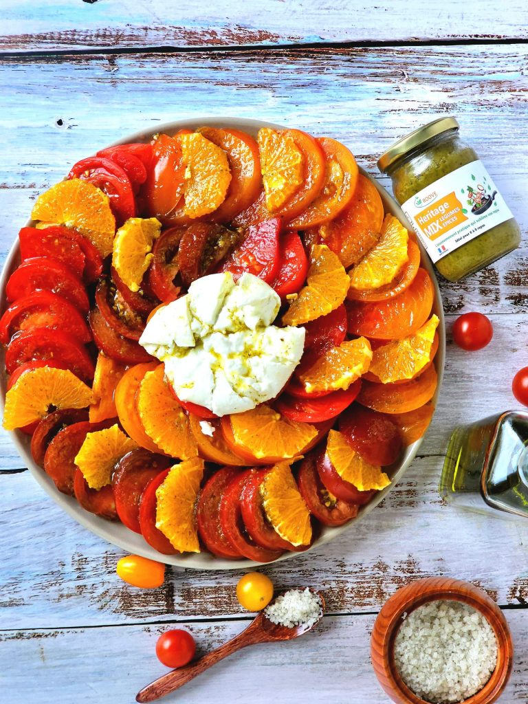 épices, manger, assaisonnement, roove, saveurs, recette, repas, légumes, cuisiner, salade, tomates, orange, burrata, vinaigrette, huile d'olive, condiment, assaisonner, healthy